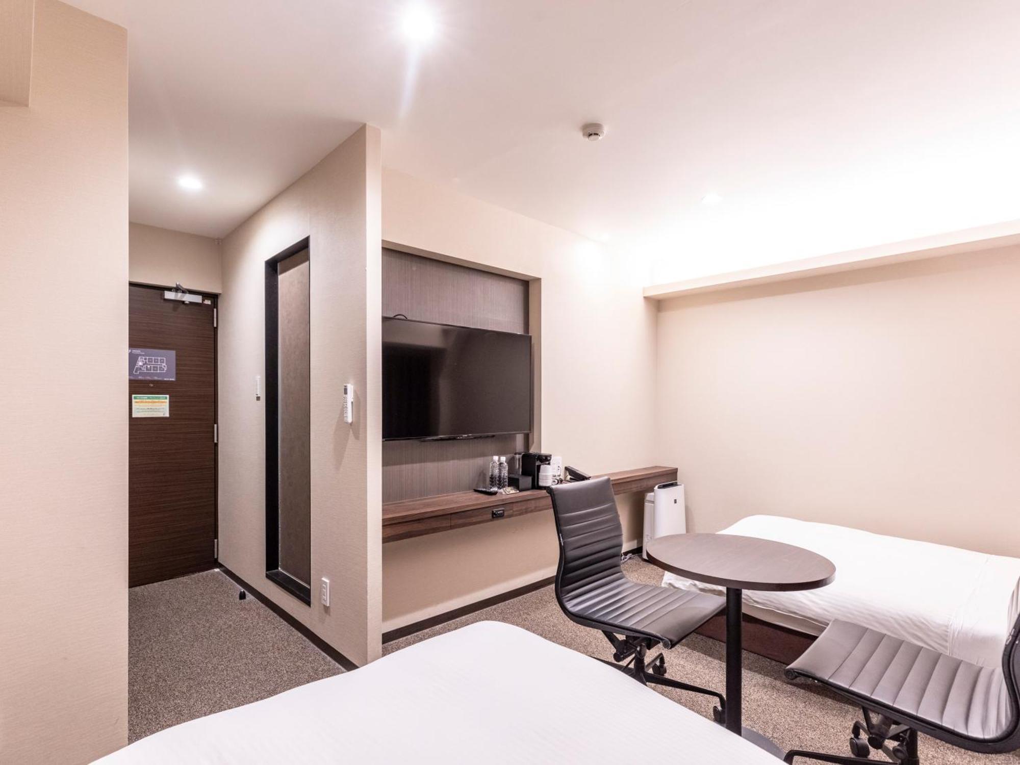 Trust Hotel Hiroshima Exterior photo